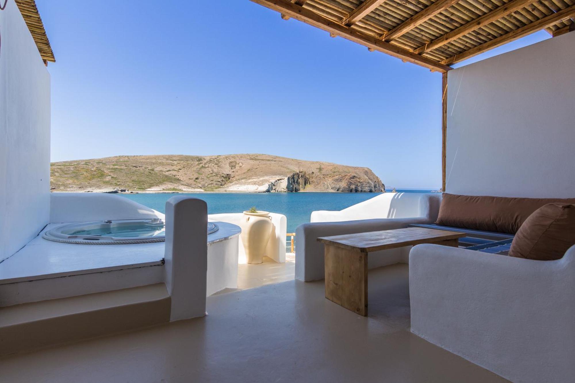 Salt Suites Milos Pollonia Exteriör bild